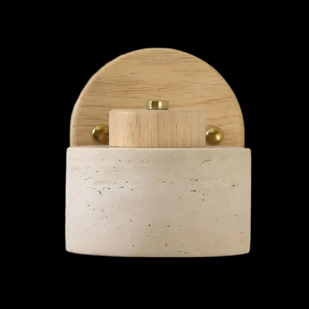 Minimalistyczna lampa ścienna z trawertynu i drewna – widok produktu 17 | Nuvira Home