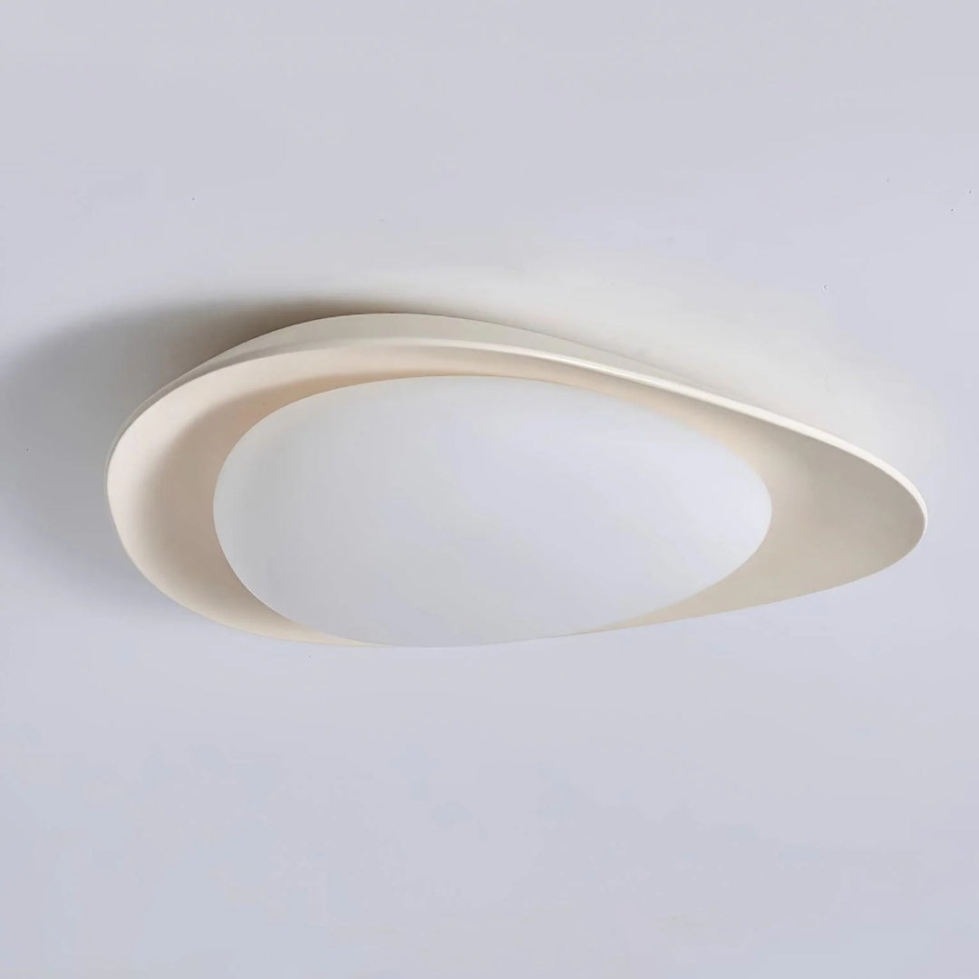 Minimalistyczna lampa sufitowa z motywem liścia – widok produktu 16 | Nuvira Home