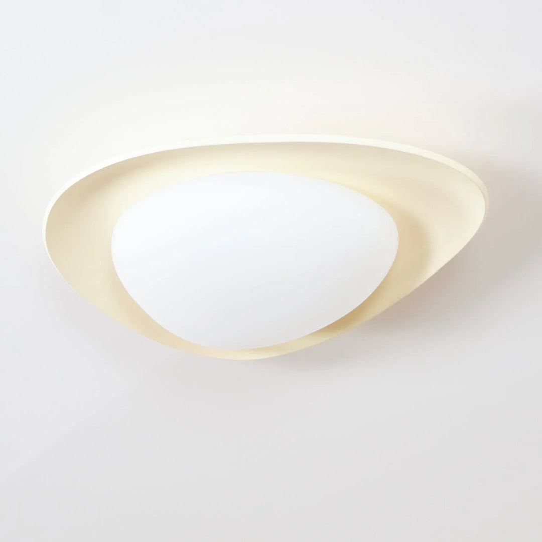 Minimalistyczna lampa sufitowa z motywem liścia – widok produktu 25 | Nuvira Home