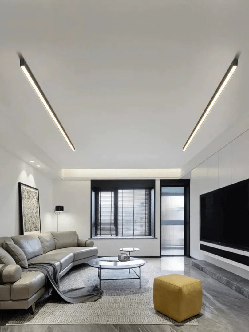 Minimalistyczna liniowa lampa sufitowa LED – widok produktu 2 | Nuvira Home