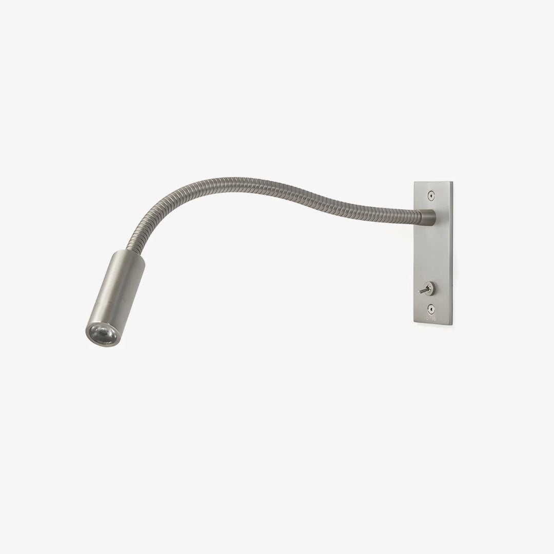 Minimalistyczna metalowa lampa ścienna z elastycznym ramieniem – widok produktu 2 | Nuvira Home