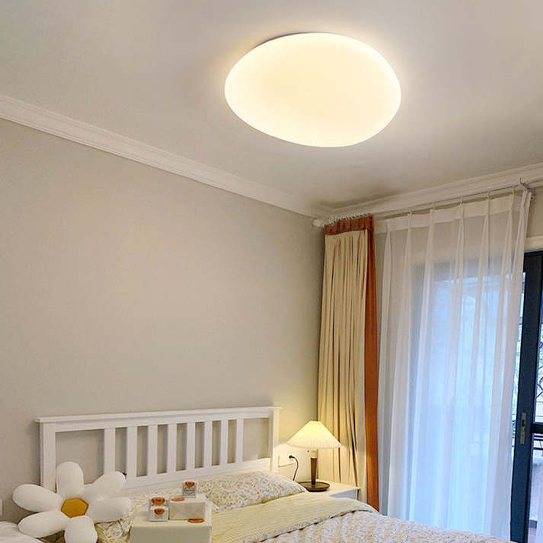 Minimalistyczna Okrągła Lampa Sufitowa Do Nowoczesnych Wnętrz – widok produktu 2 | Nuvira Home