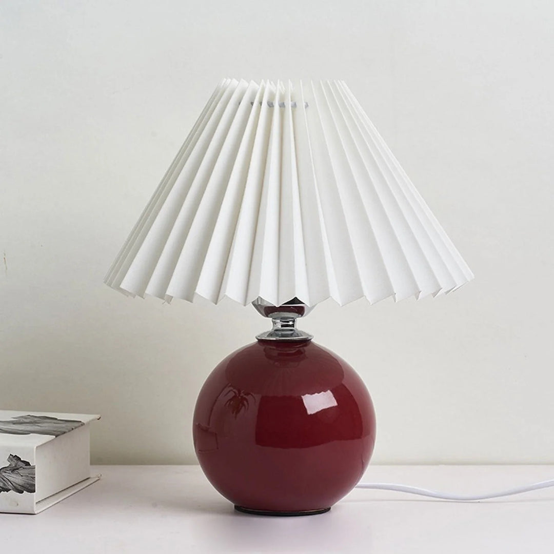 Nordycka ceramiczna plisowana lampka stołowa – widok produktu 40 | Nuvira Home