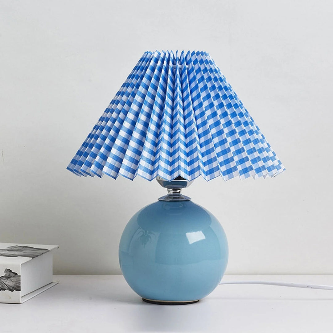 Nordycka ceramiczna plisowana lampka stołowa – widok produktu 50 | Nuvira Home