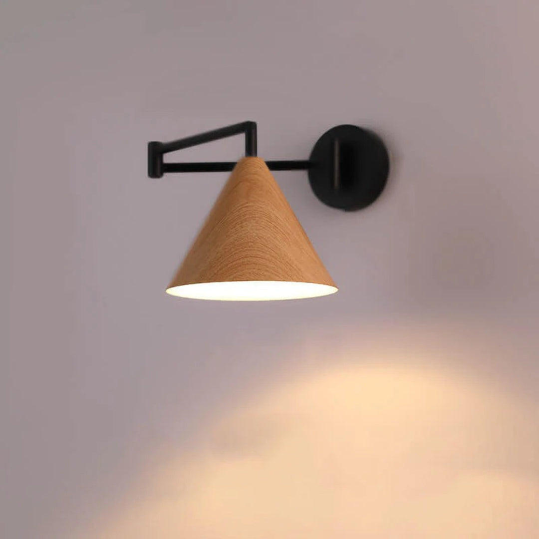 Nordycka drewniana stożkowa lampa ścienna – widok produktu 17 | Nuvira Home