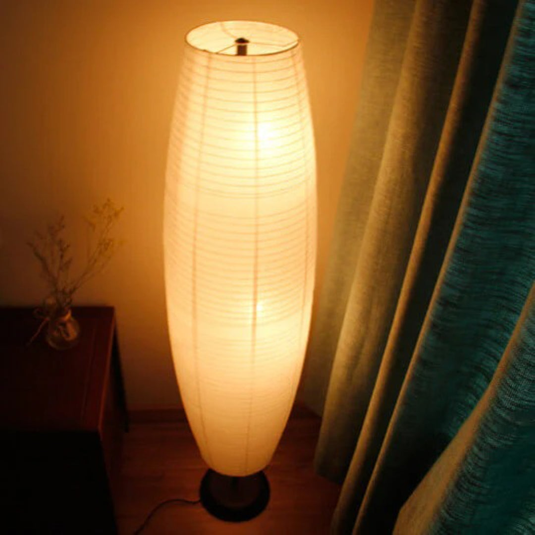 Nordycka papierowa kolumnowa lampa podłogowa – widok produktu 4 | Nuvira Home