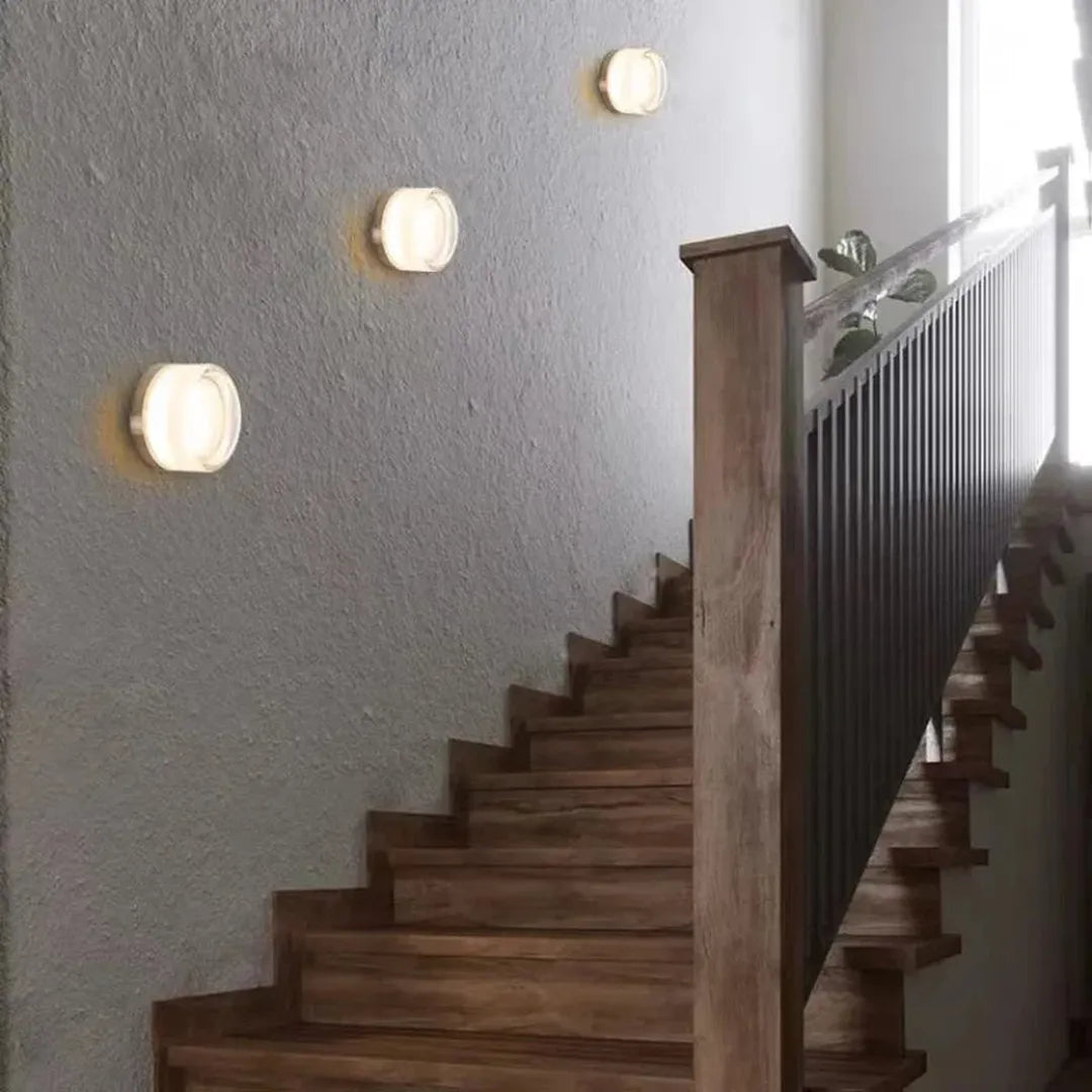 Nowoczesna Lampa Ścienna – Okrągła – widok produktu 2 | Nuvira Home
