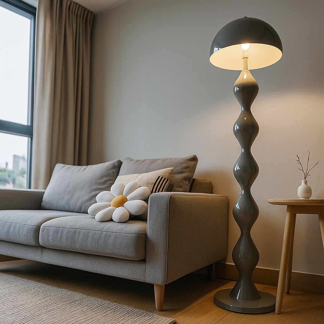 Nowoczesna smukła lampa podłogowa – Styl skandynawski do wnętrz – widok produktu 11 | Nuvira Home