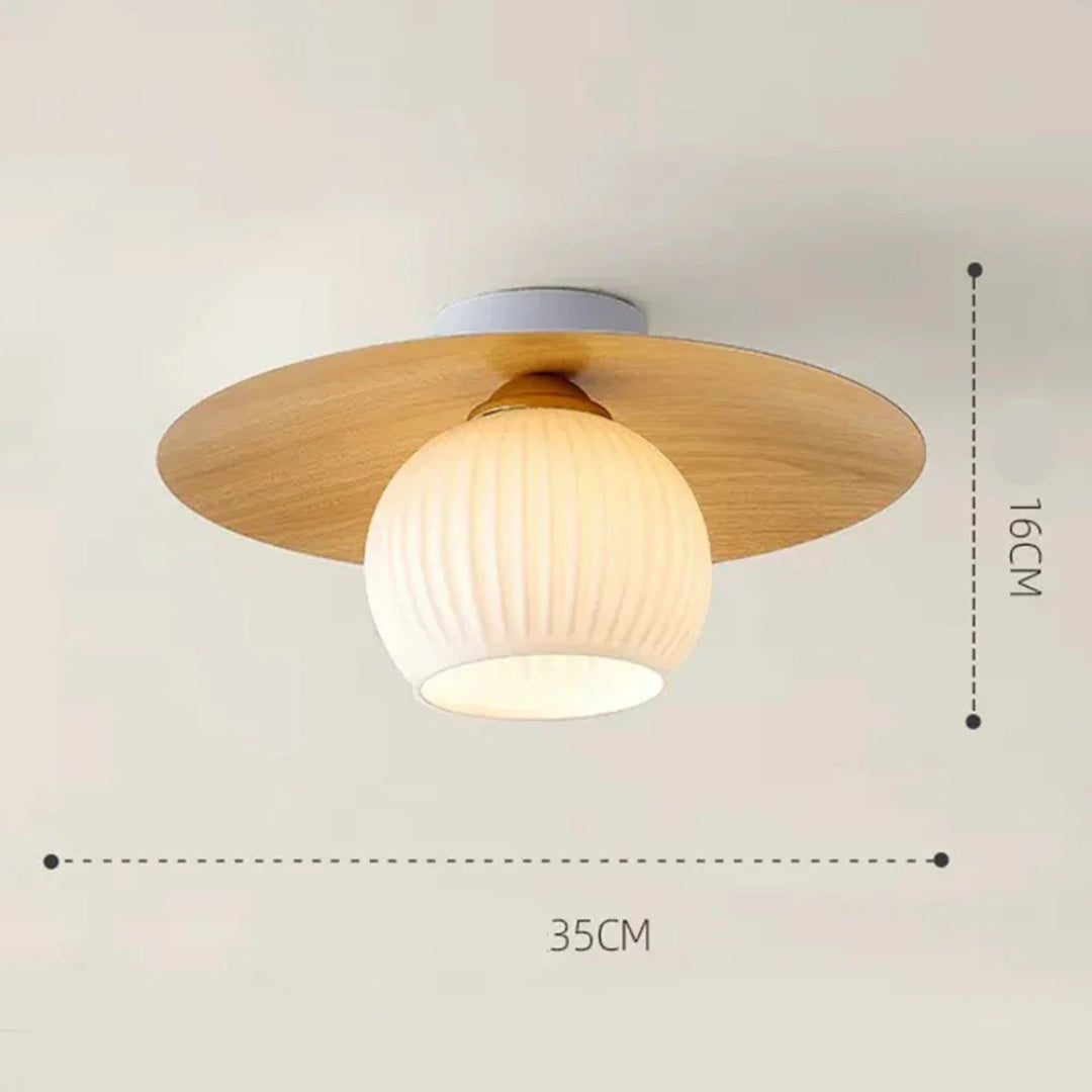 Nowoczesna sufitowa lampa z kulą szklaną – widok produktu 9 | Nuvira Home
