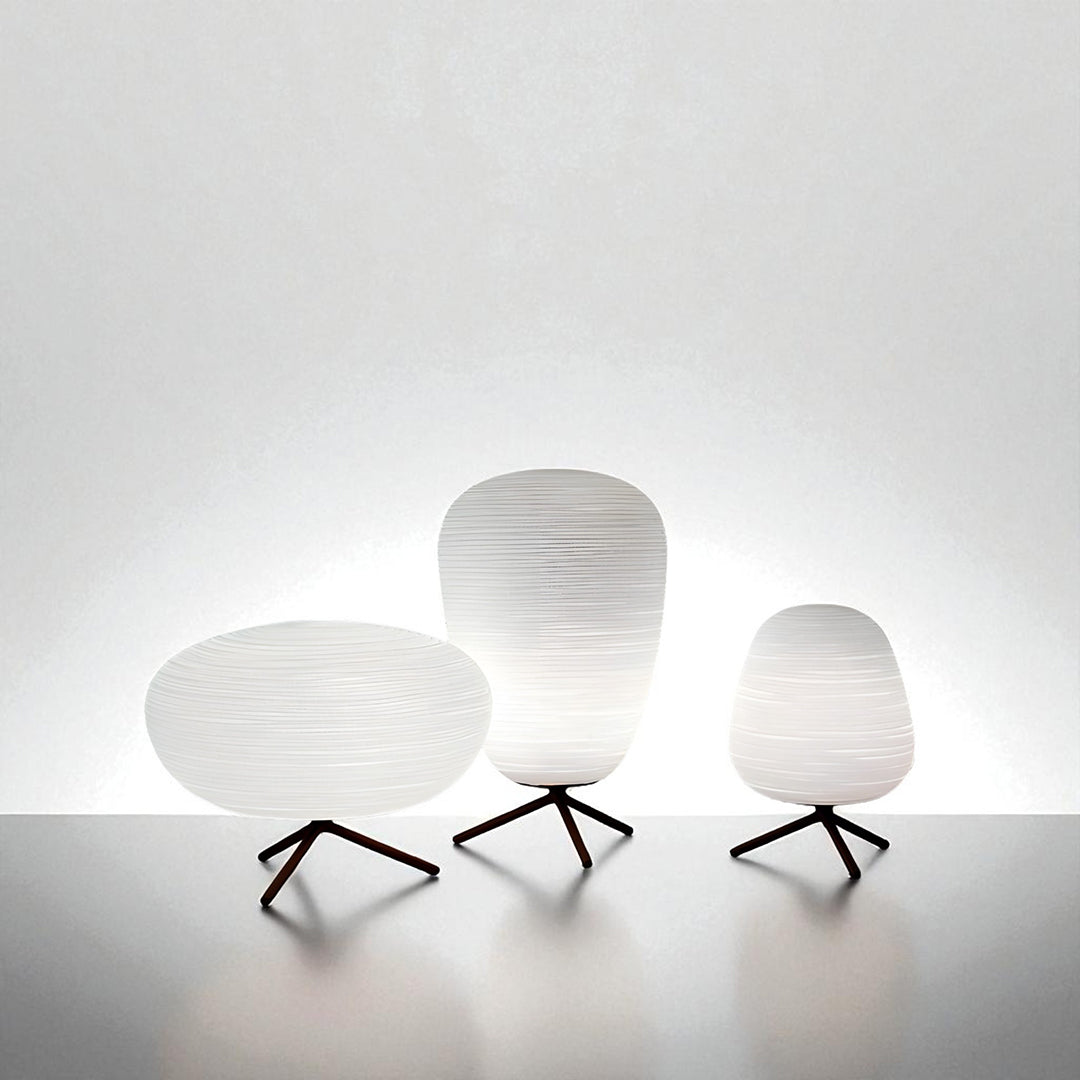 Nowoczesna szklana lampa stołowa – Miękkie światło – widok produktu 13 | Nuvira Home