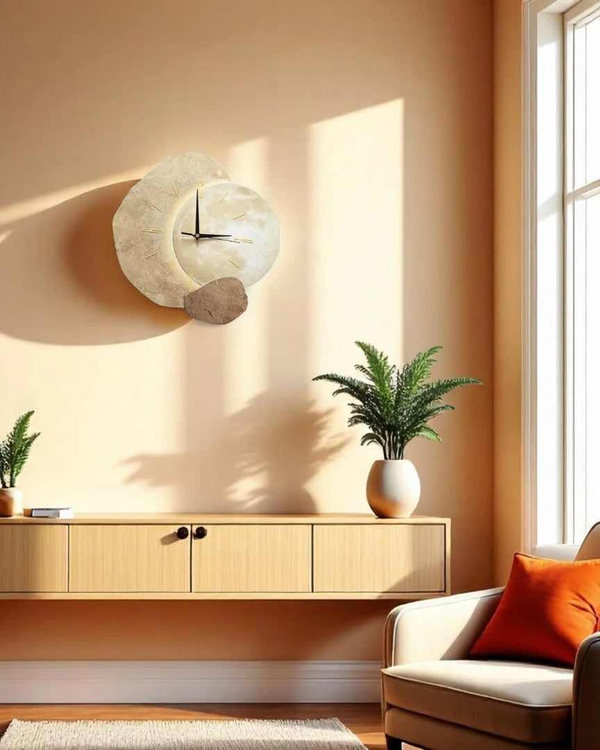 Nowoczesny świecący zegar ścienny o nieregularnym kształcie – widok produktu 7 | Nuvira Home