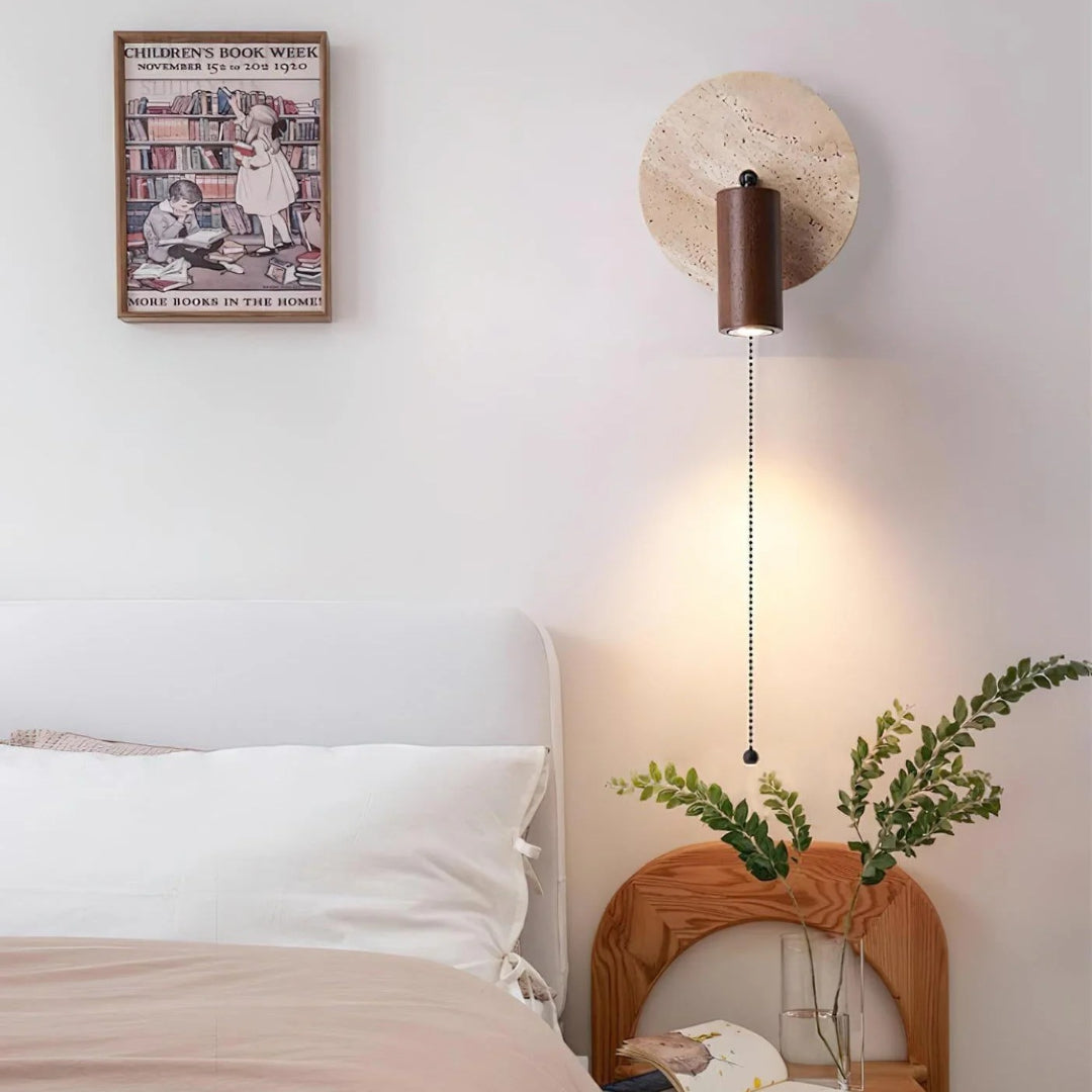 Obrotowa lampa ścienna z trawertynu – widok produktu 9 | Nuvira Home
