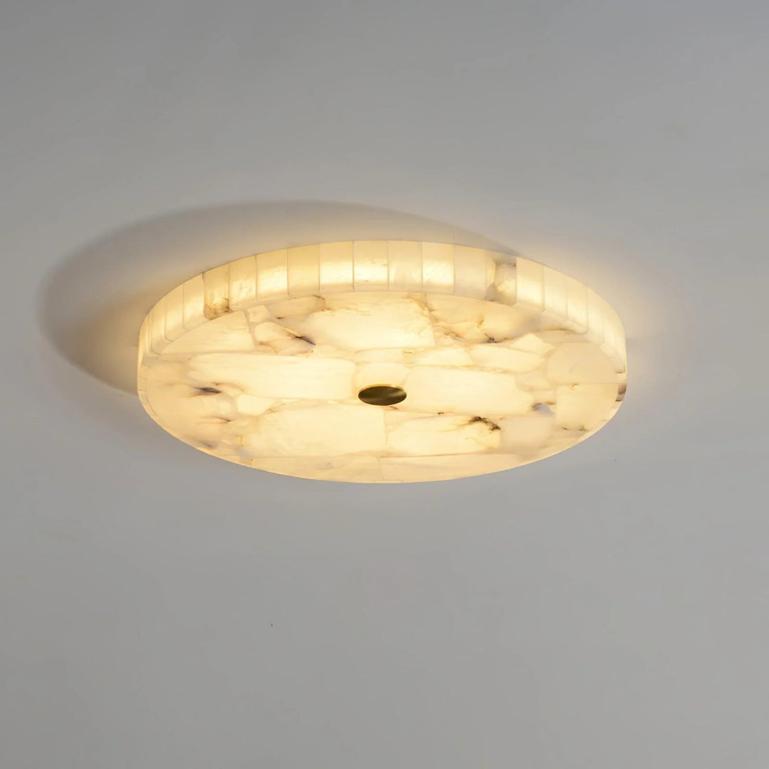 Okrągła lampa sufitowa z alabastru o naturalnym wyglądzie – widok produktu 18 | Nuvira Home