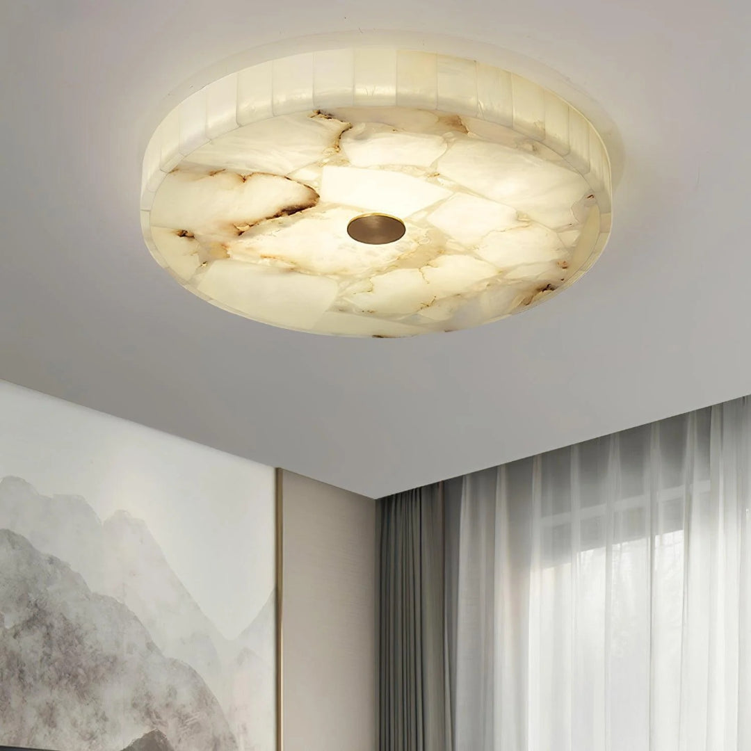 Okrągła lampa sufitowa z alabastru o naturalnym wyglądzie – widok produktu 22 | Nuvira Home