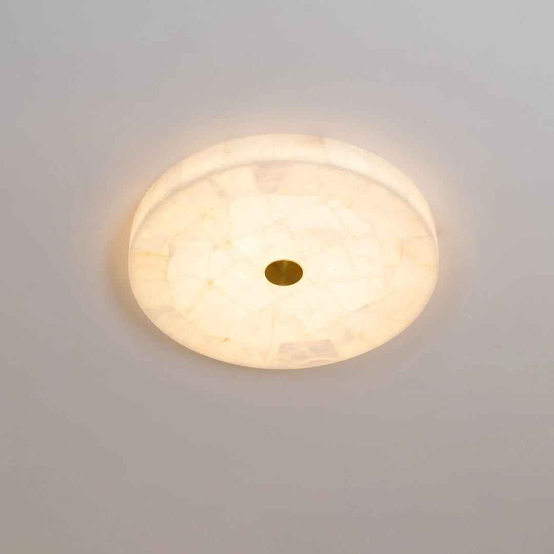 Okrągła lampa sufitowa z alabastru o naturalnym wyglądzie – widok produktu 26 | Nuvira Home