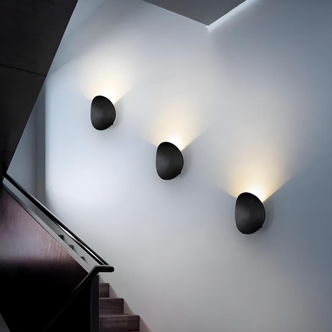 Okrągła Metalowa Lampa Ścienna – widok produktu 8 | Nuvira Home
