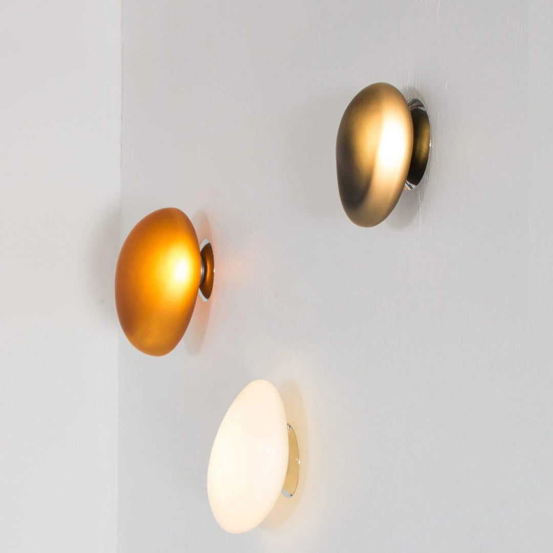 Organiczna minimalistyczna lampa ścienna – widok produktu 17 | Nuvira Home