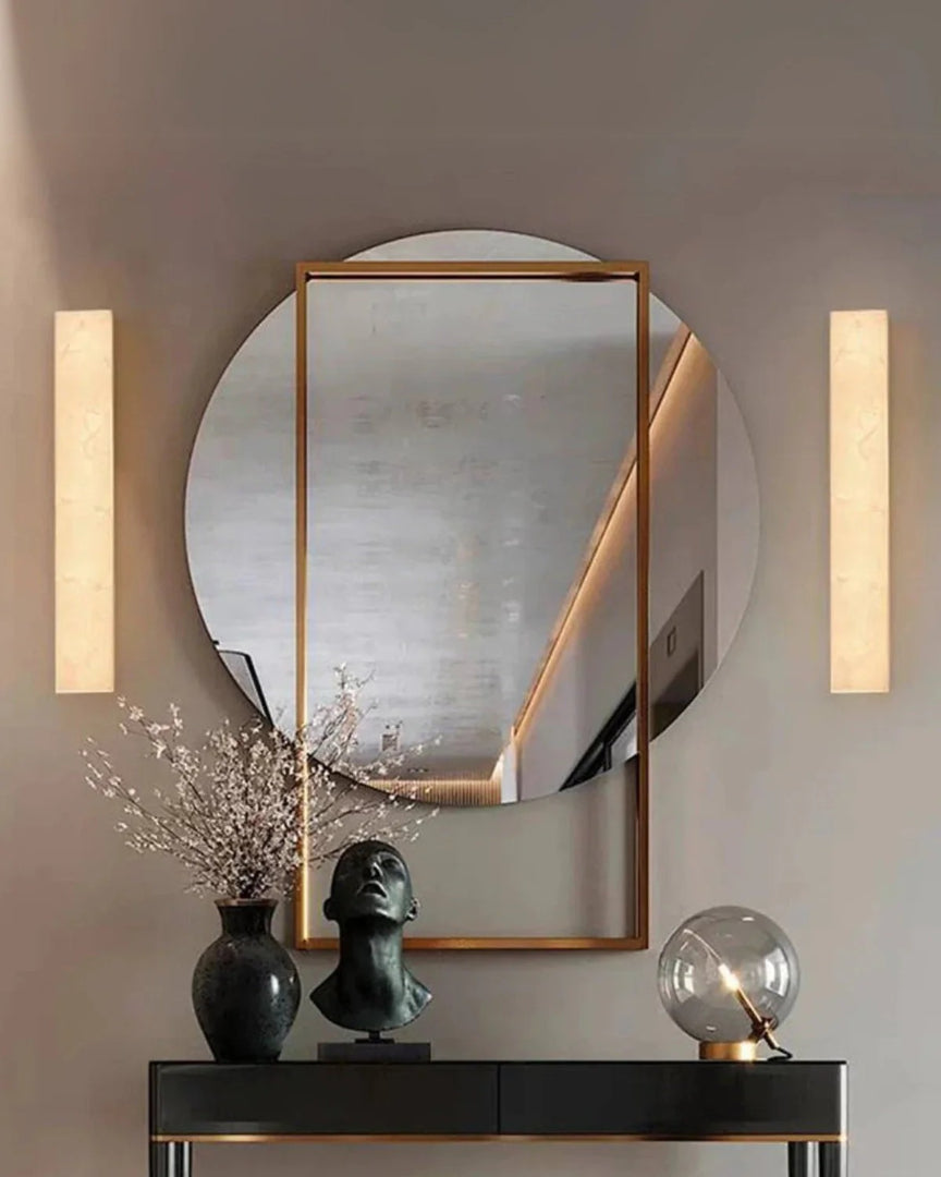 Prostokątna lampa ścienna z naturalnego kamienia do montażu na ścianie – widok produktu 8 | Nuvira Home