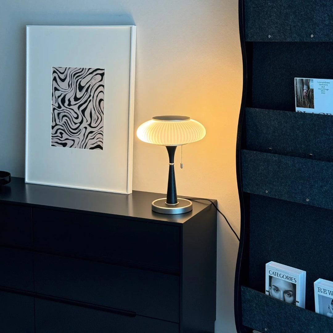 Retro drewniana lampa stołowa – widok produktu 18 | Nuvira Home