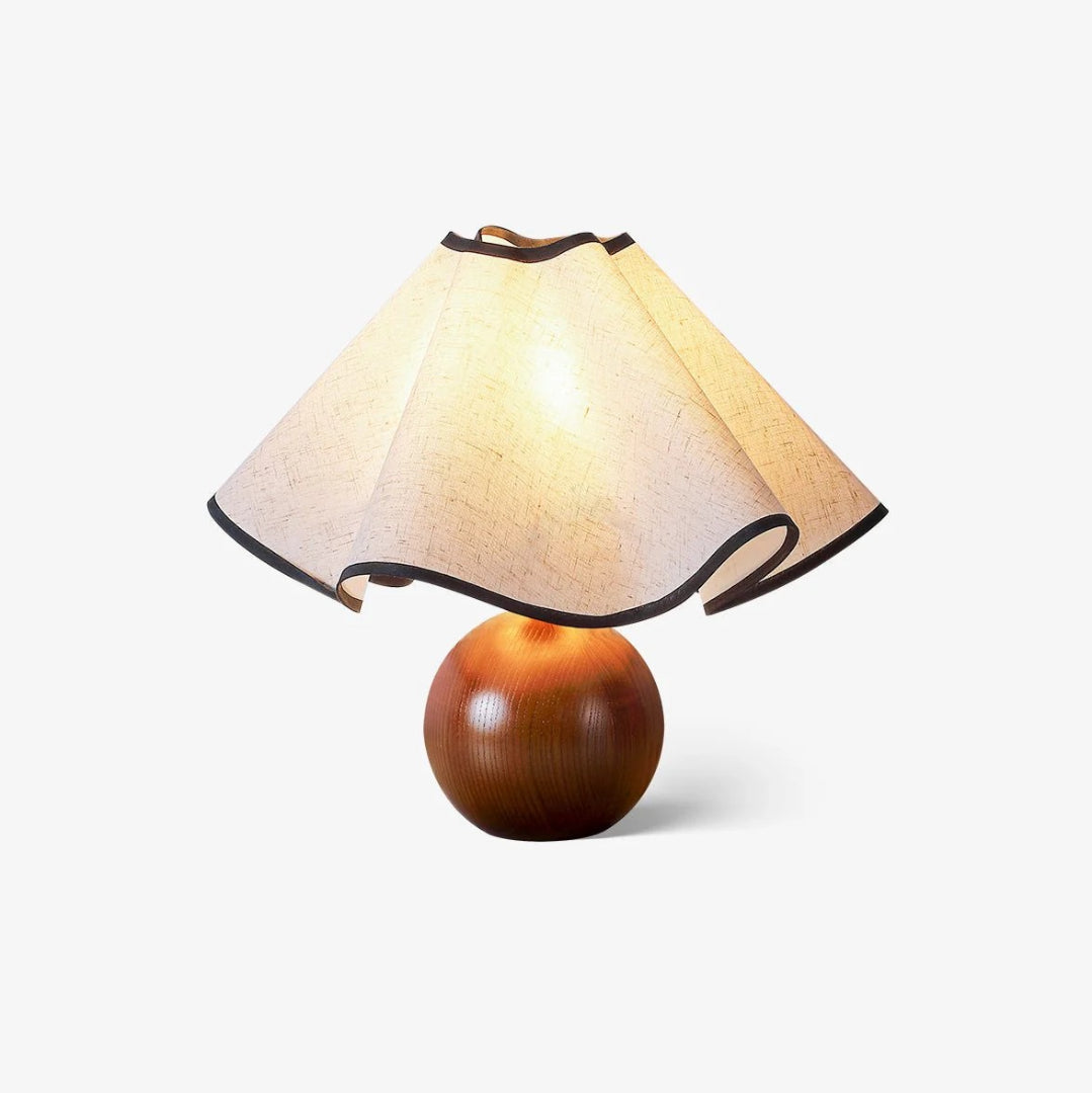 Rzeźbiarska lampa stołowa Wave – widok produktu 3 | Nuvira Home