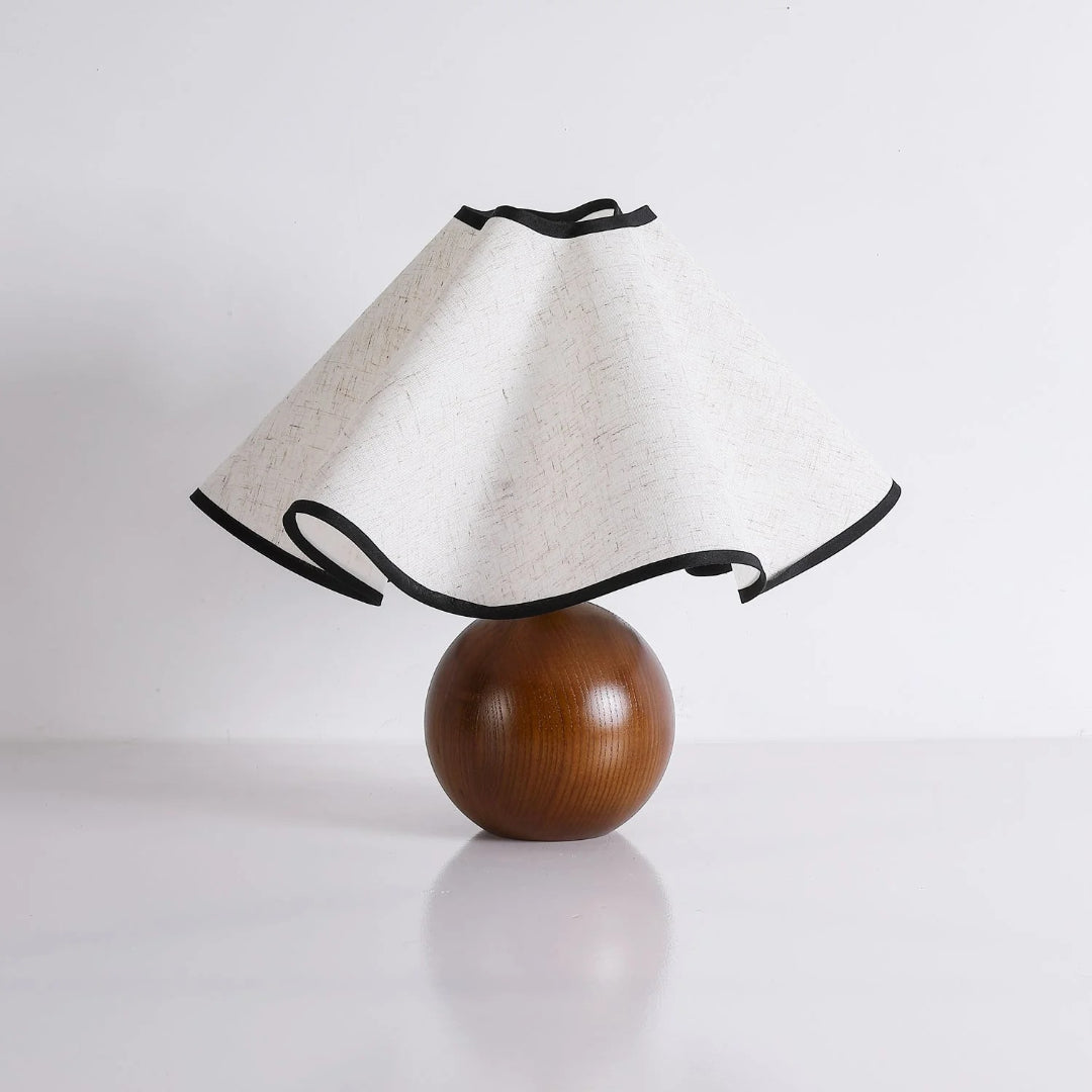 Rzeźbiarska lampa stołowa Wave – widok produktu 17 | Nuvira Home