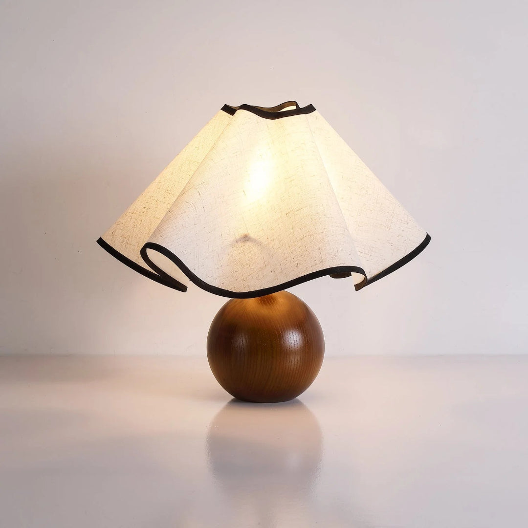 Rzeźbiarska lampa stołowa Wave – widok produktu 21 | Nuvira Home