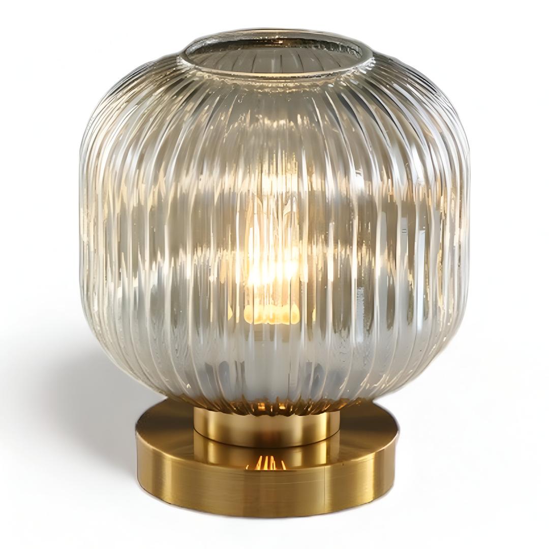 Skandynawska Lampa Stołowa z Żłobionego Szkła – Elegancki Design – widok produktu 17 | Nuvira Home
