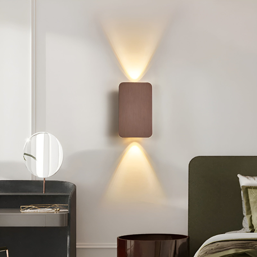 Smukła Lampa Ścienna LED – Nowoczesny Design do Wnętrz – widok produktu 2 | Nuvira Home