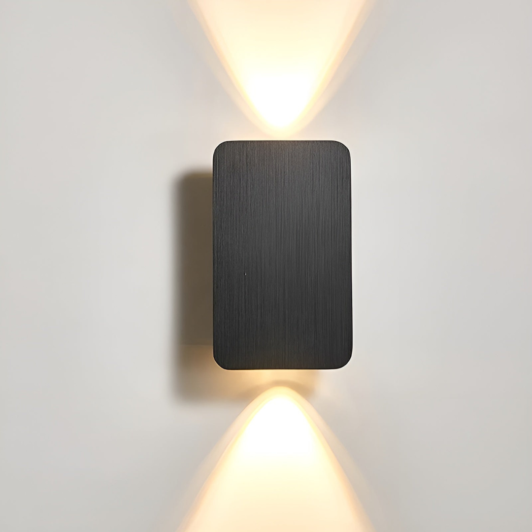 Smukła Lampa Ścienna LED – Nowoczesny Design do Wnętrz – widok produktu 7 | Nuvira Home