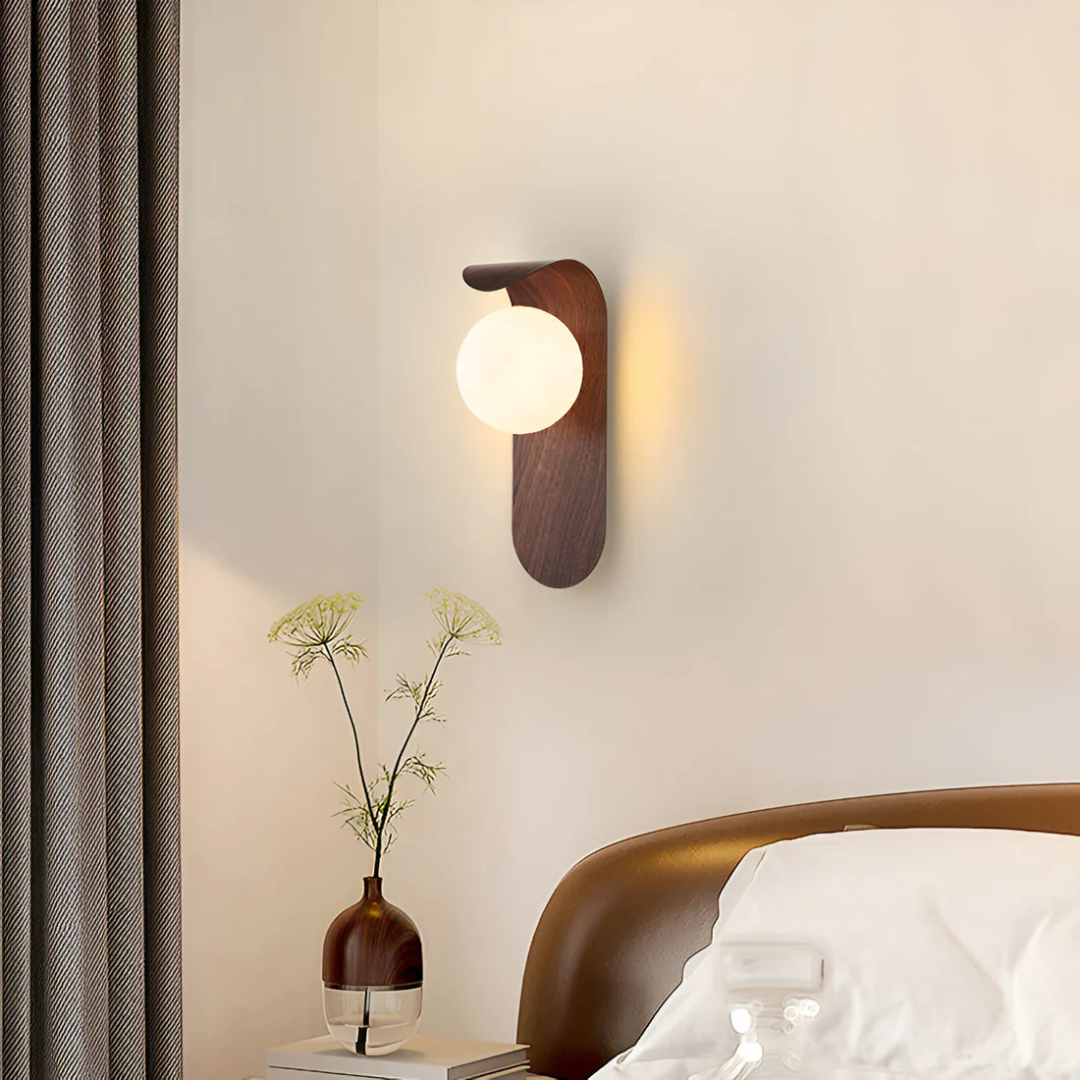Smukła Lampa Ścienna LED – Skandynawski Styl – widok produktu 1 | Nuvira Home