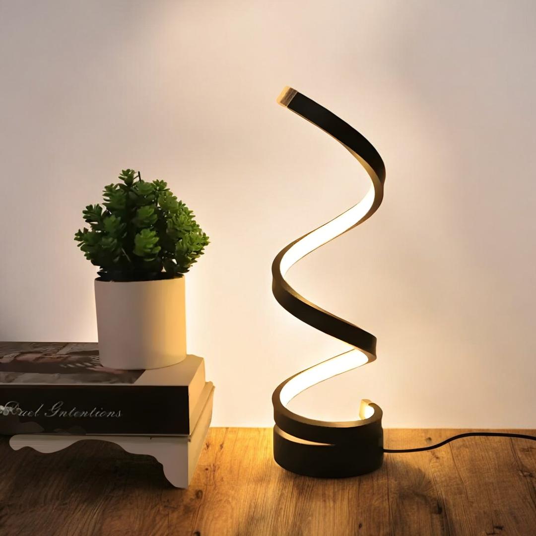 Spiralna Lampa Stołowa LED – Współczesna Rzeźba – widok produktu 6 | Nuvira Home