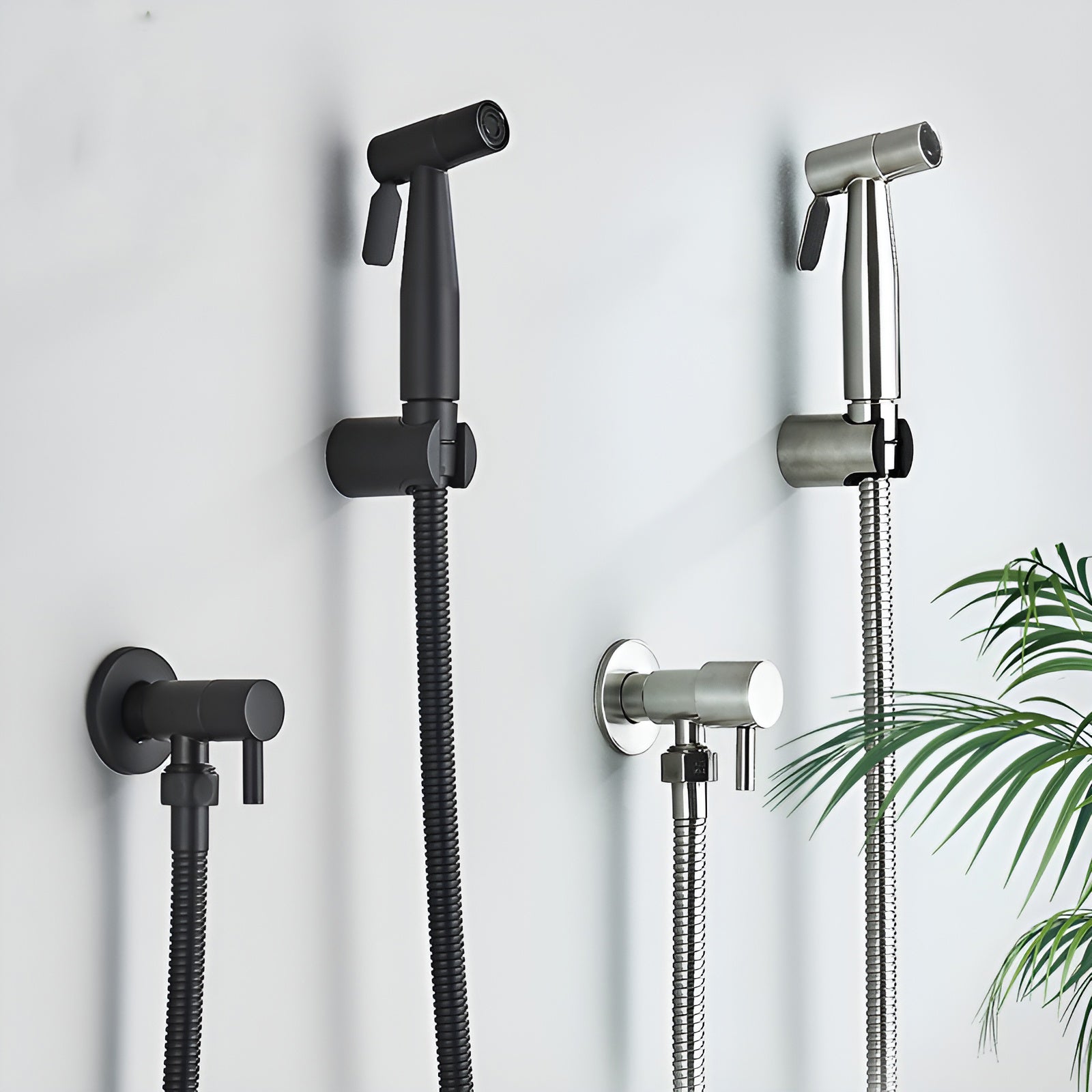 Stalowa Myjka do Bidetu z Uchwytem Ściennym – widok produktu 1 | Nuvira Home