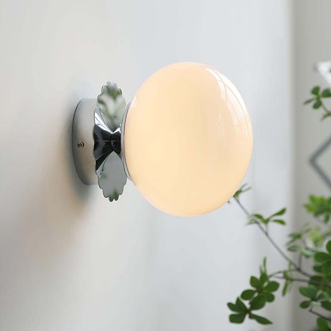 Szklana Lampa Ścienna W Kształcie Kuli – widok produktu 13 | Nuvira Home
