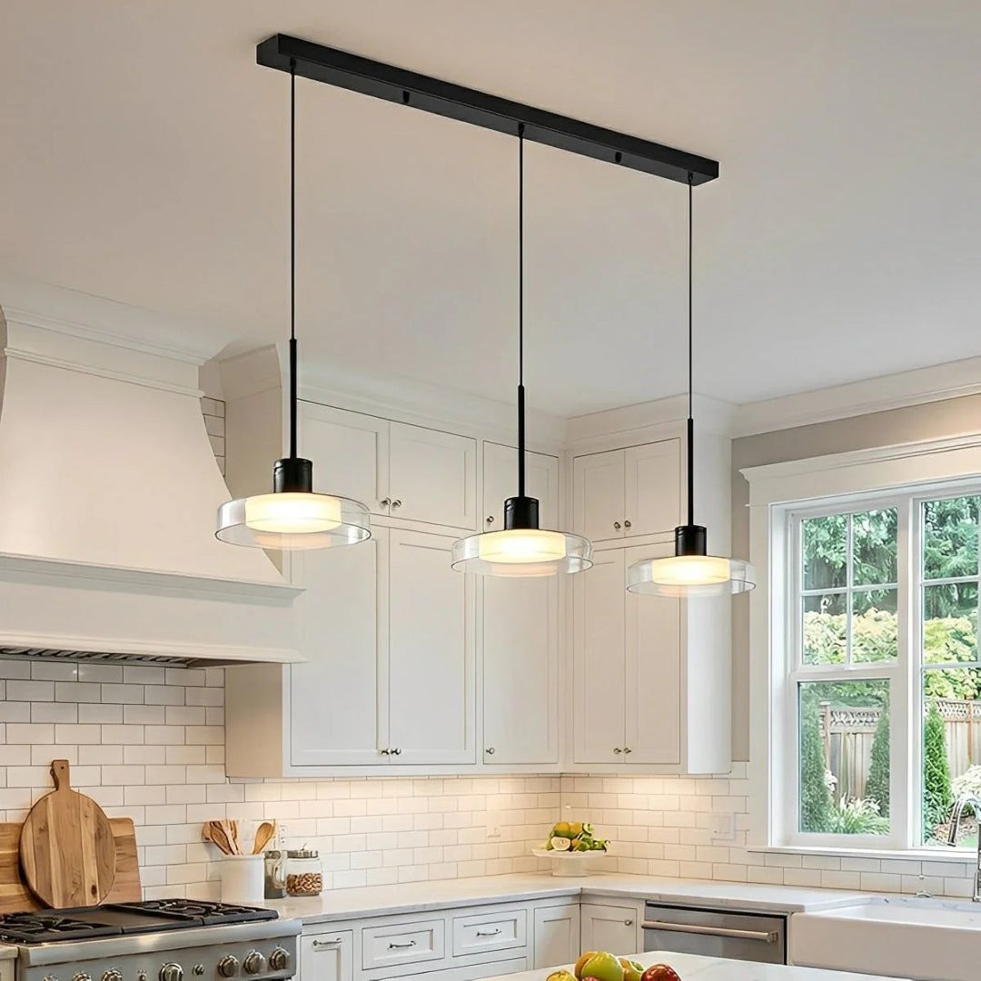 Szklana lampa wisząca kuchenna z kloszem – widok produktu 4 | Nuvira Home