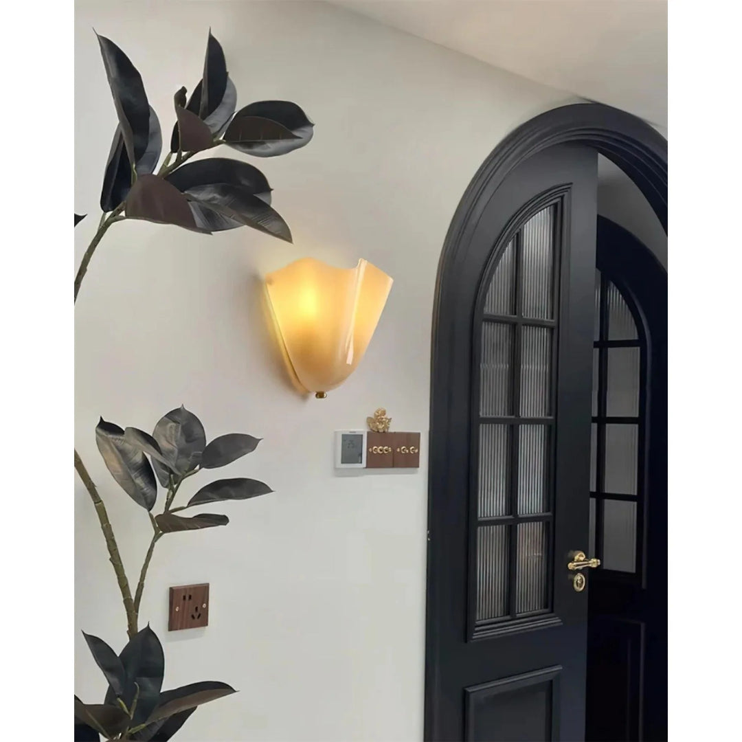 Vintage inspirowana lampa ścienna z motywem liścia – widok produktu 19 | Nuvira Home