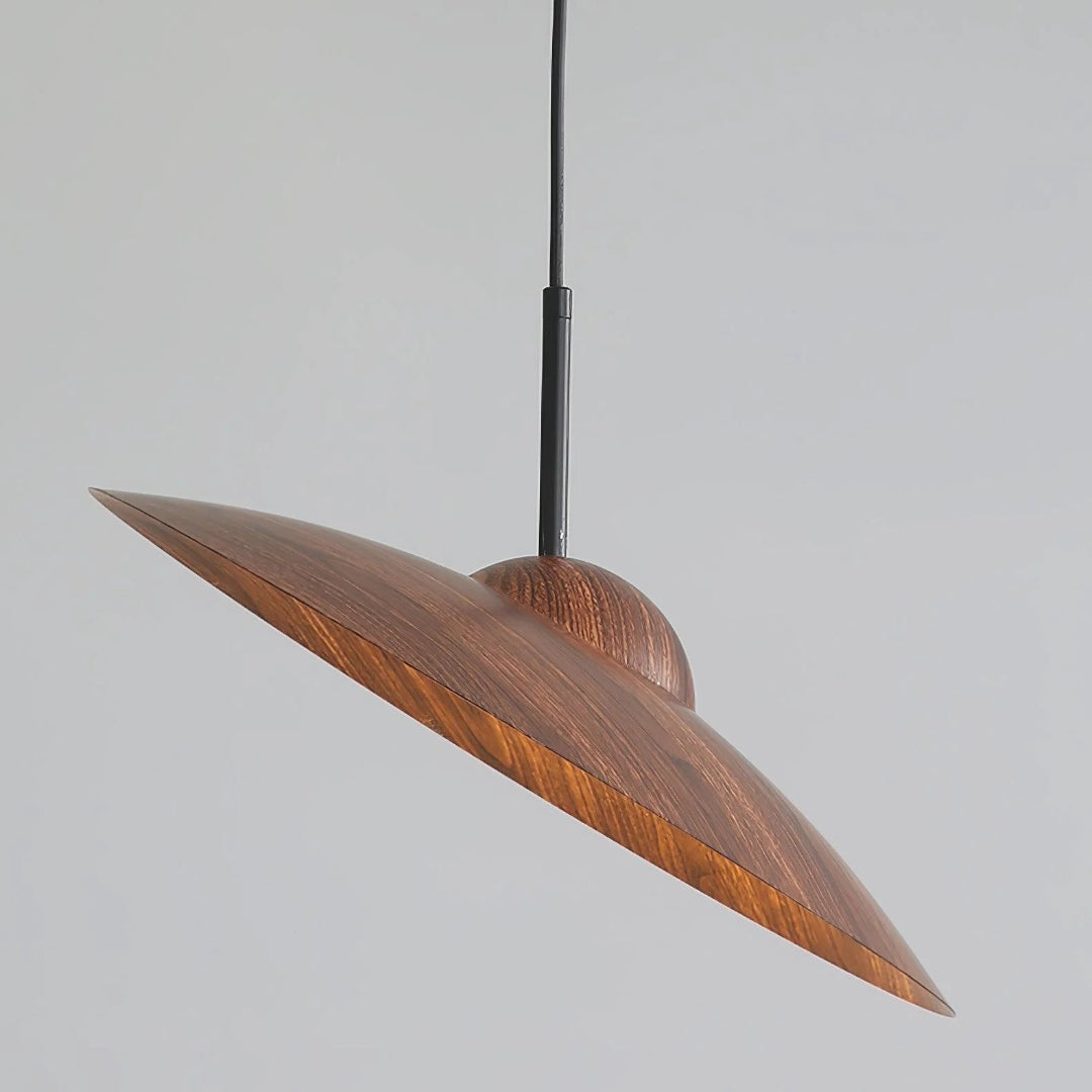 Wisząca lampa z naturalnego drewna w kształcie kopuły – widok produktu 13 | Nuvira Home