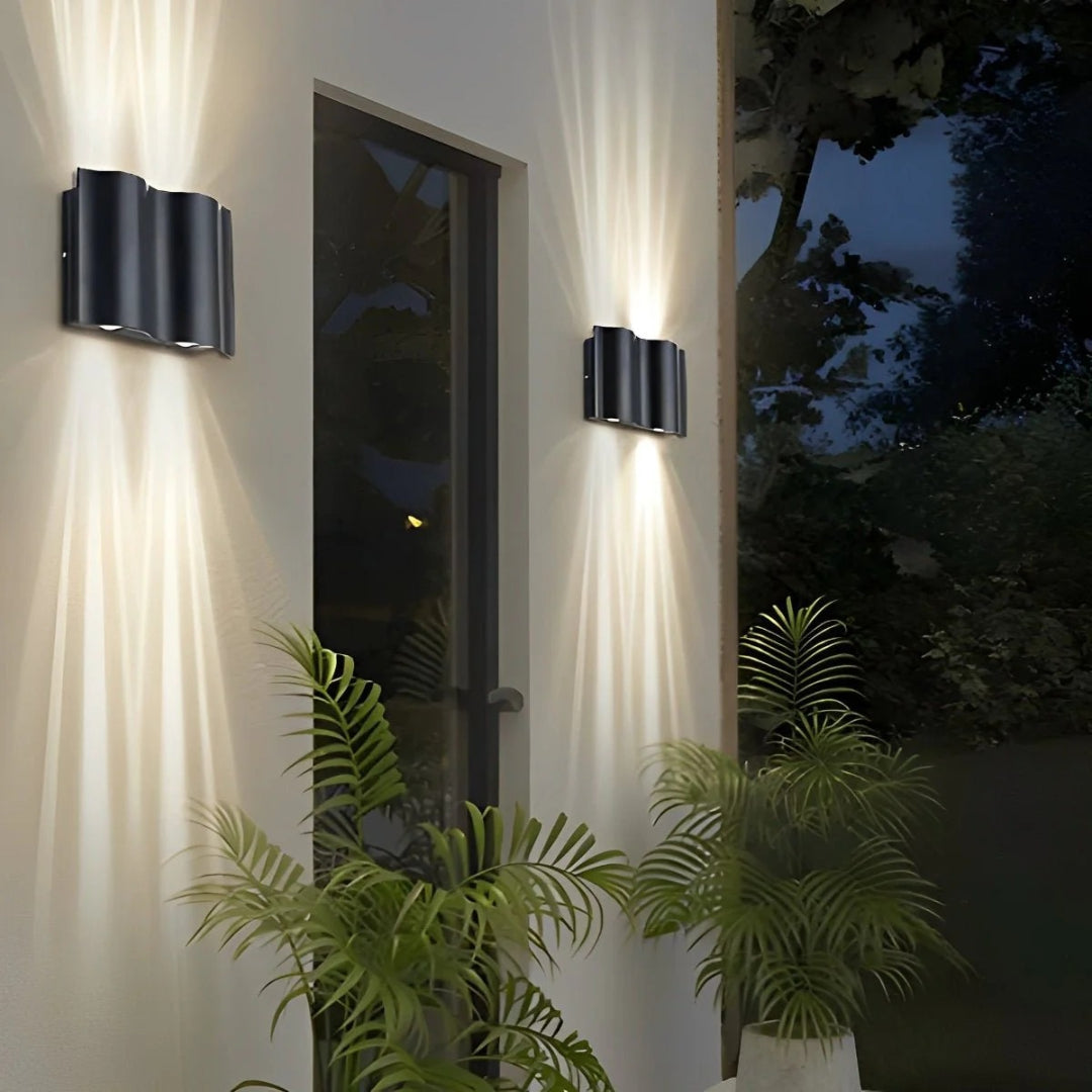 Zewnętrzna lampa ścienna LED Up Down – widok produktu 6 | Nuvira Home