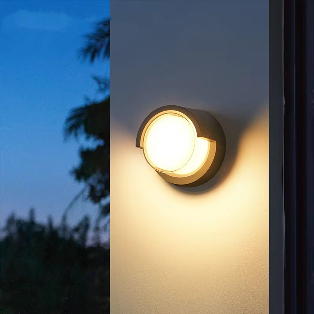Zewnętrzna Lampa Ścienna LED Z Czujnikiem Ruchu – widok produktu 3 | Nuvira Home