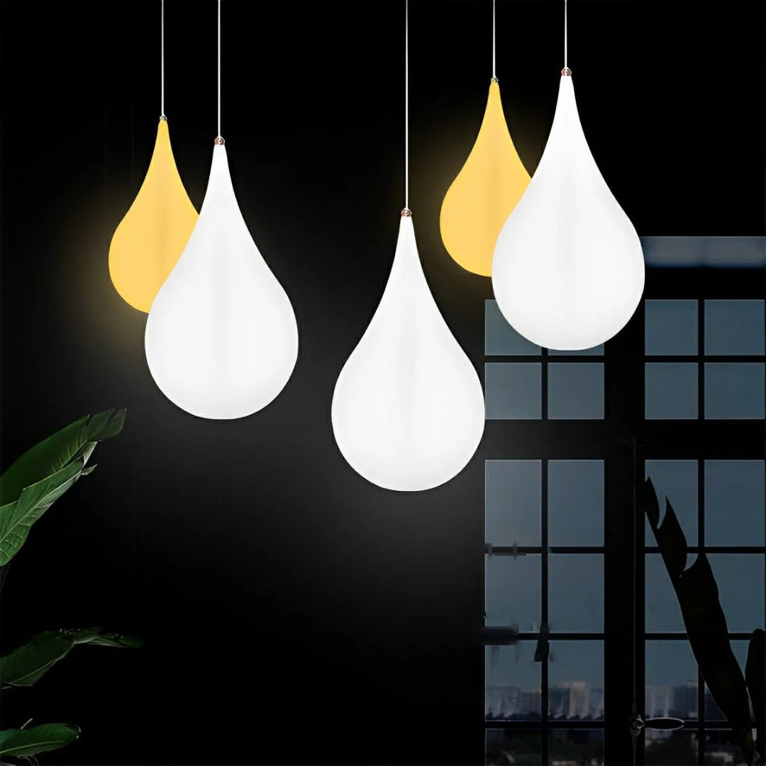 Zewnętrzna lampa wisząca w kształcie kropli wody – widok produktu 10 | Nuvira Home