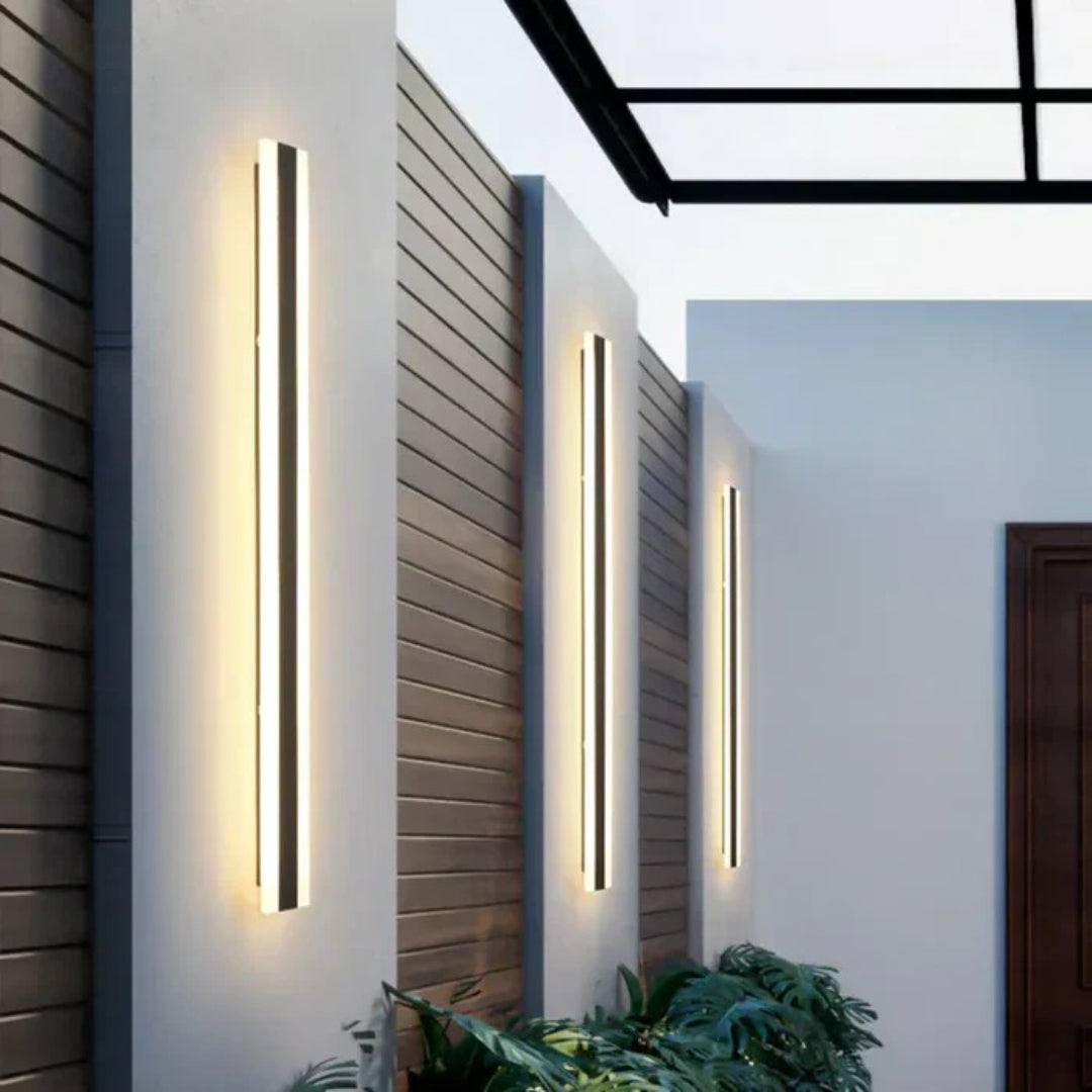 Zewnętrzna liniowa lampa ścienna LED – widok produktu 2 | Nuvira Home