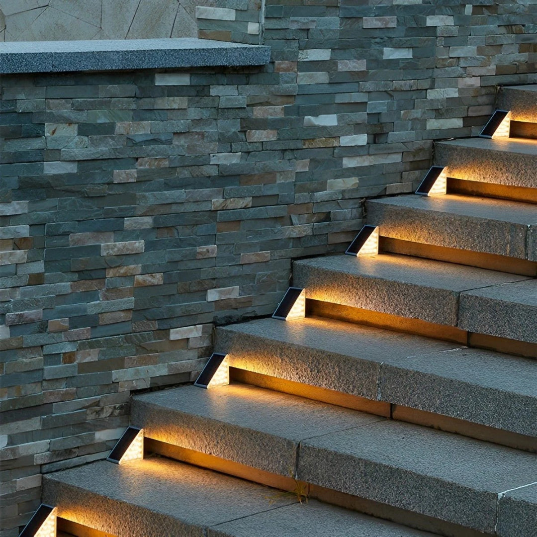 Zewnętrzna solarna lampa schodowa LED – widok produktu 10 | Nuvira Home