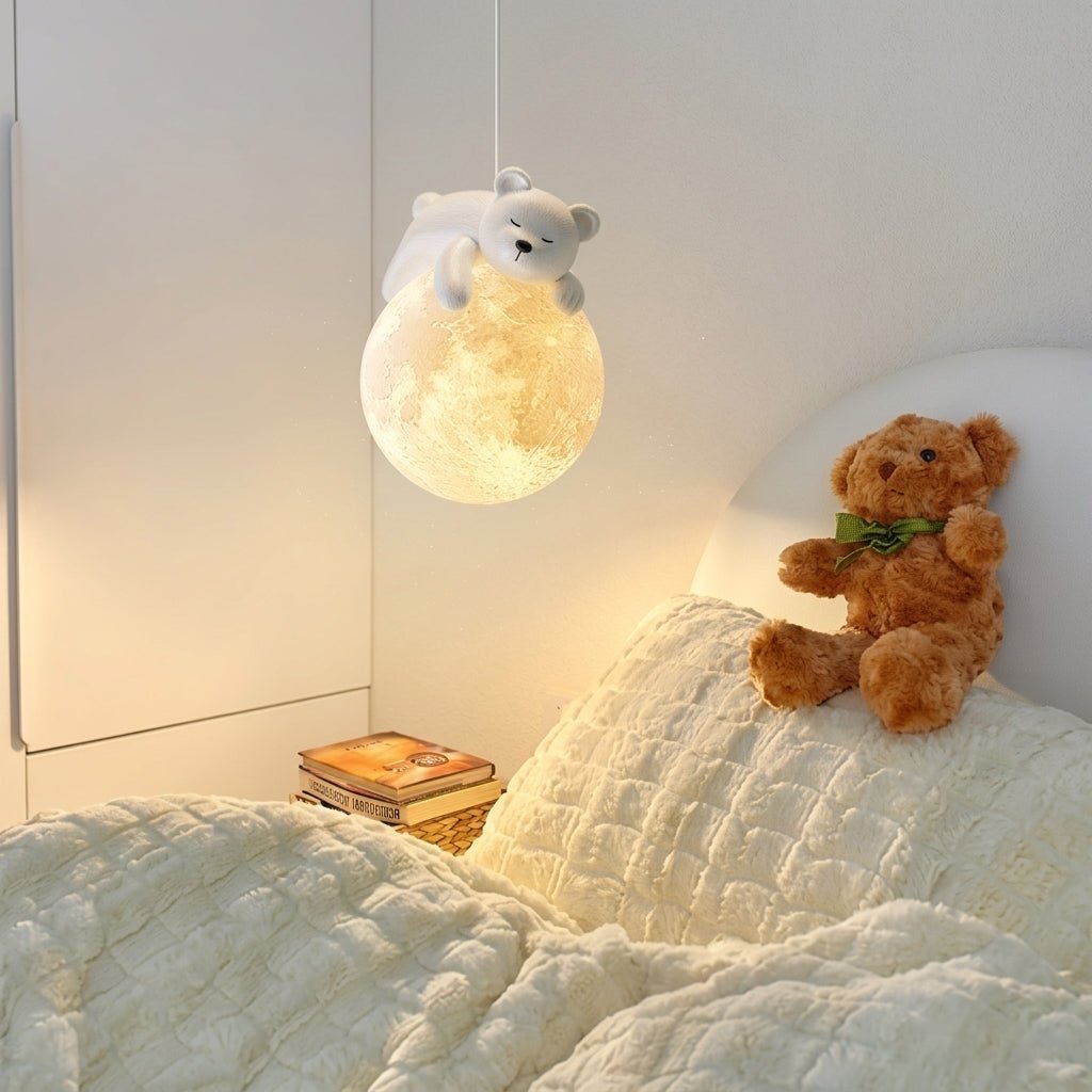 Lampa Wisząca ze Śpiącym Misiem i Kulą Księżyca, do Pokoju Dziecięcego